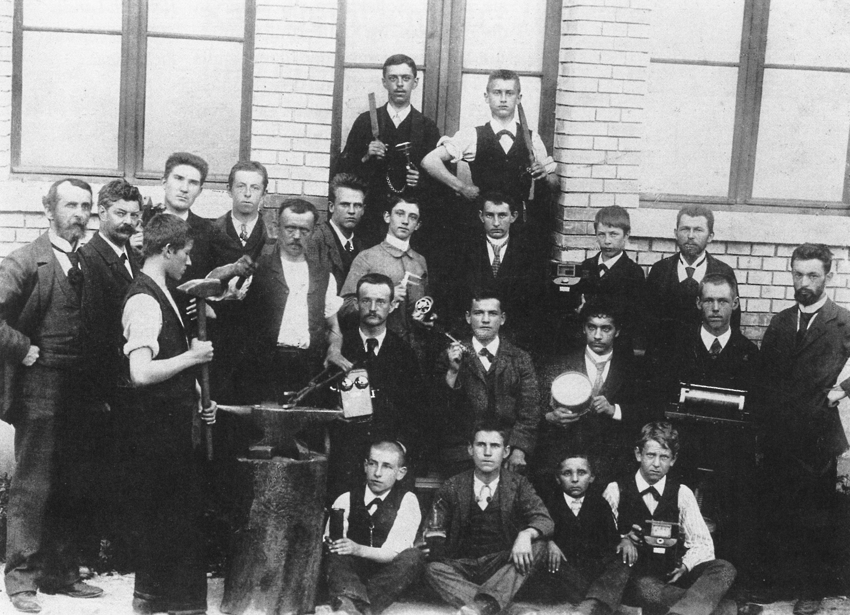 Richard Theiler 3 Gruppenfoto Archiv ETH